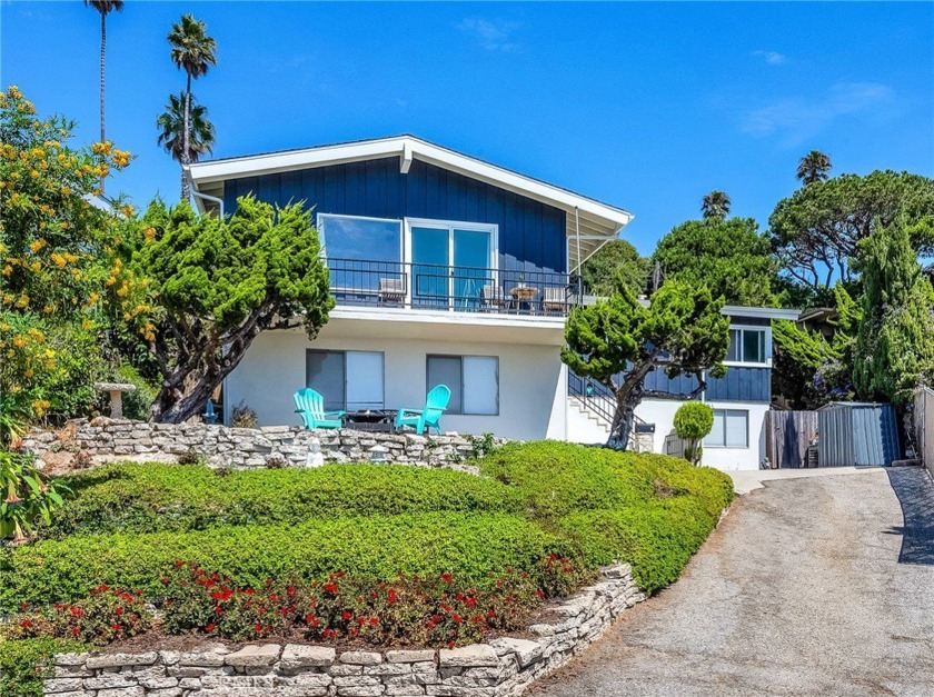 Entertainer's Delight home perched high off the street at the - Beach Home for sale in San Pedro, California on Beachhouse.com