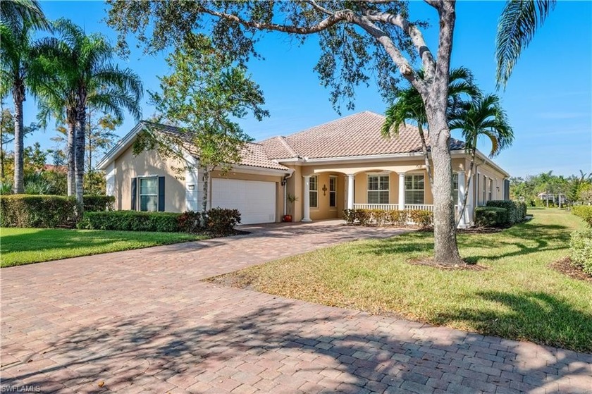 Rarely available Carlyle model situated on a premium oversized - Beach Home for sale in Bonita Springs, Florida on Beachhouse.com