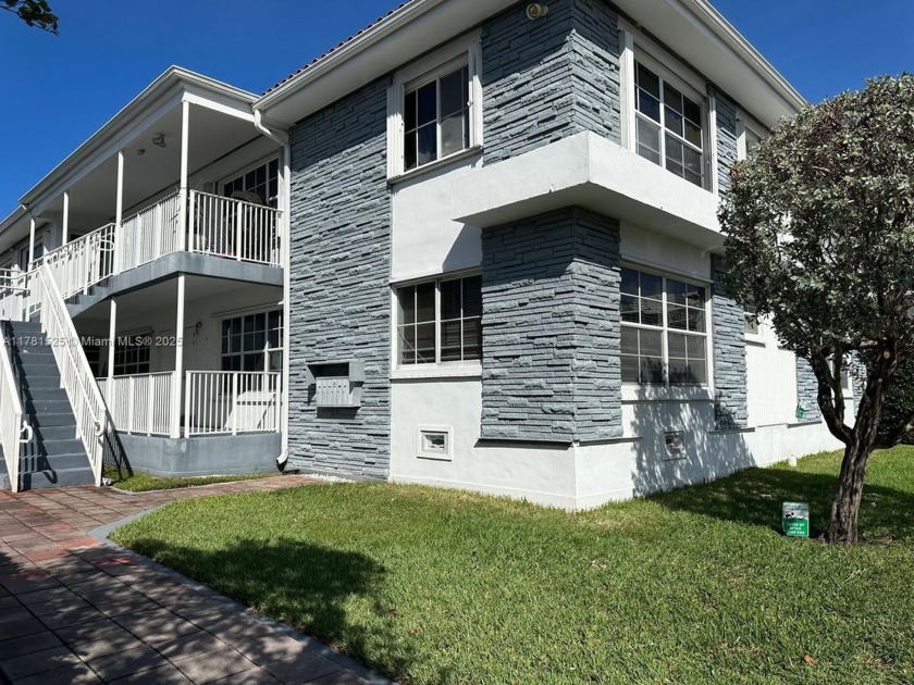 Spacious  Bright Ground-Level Corner Apartment in Prime 
 - Beach Condo for sale in Bay Harbor Islands, Florida on Beachhouse.com