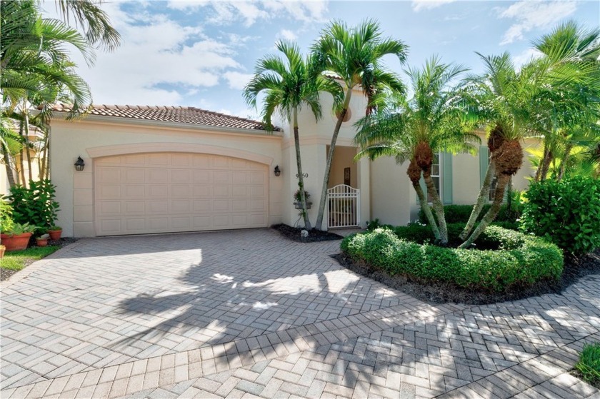 BEAUTIFULLY maintained barrier island 3-bedroom +den, 3 - Beach Home for sale in Vero Beach, Florida on Beachhouse.com