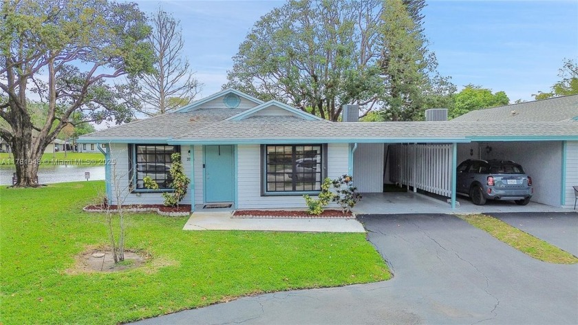 New price, same beautiful home, now an even better opportunity! - Beach Condo for sale in Davie, Florida on Beachhouse.com