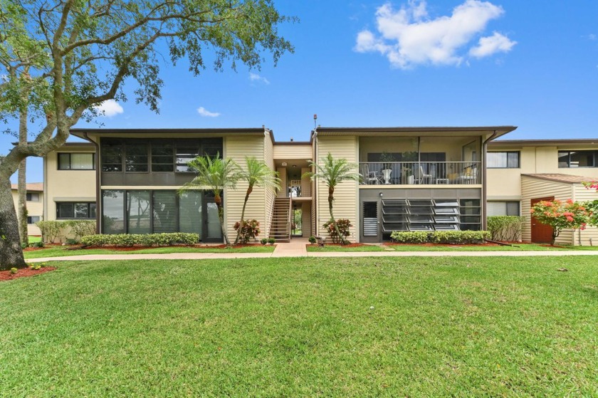 Find exceptionally elegant resort-style living in this totally - Beach Condo for sale in Delray Beach, Florida on Beachhouse.com