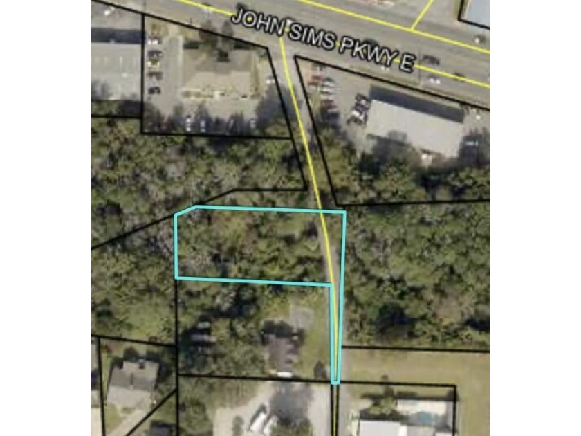 Great opportunity to own a half acre in the center of Niceville - Beach Condo for sale in Niceville, Florida on Beachhouse.com