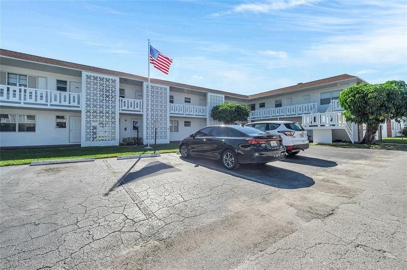 Spacious 2 bed 2 bath second floor condo in the heart of - Beach Condo for sale in Lauderhill, Florida on Beachhouse.com