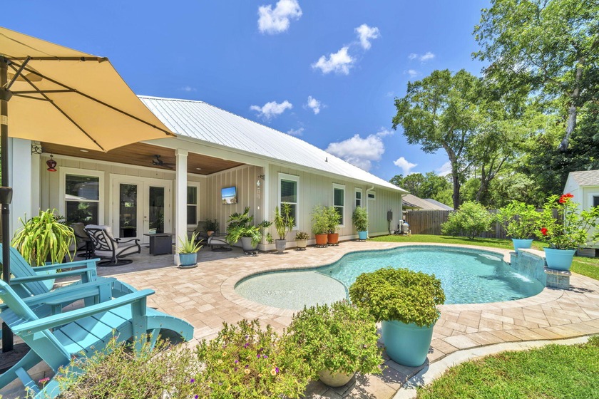 Desirable neighborhood for living with pool! One story open - Beach Home for sale in Santa Rosa Beach, Florida on Beachhouse.com
