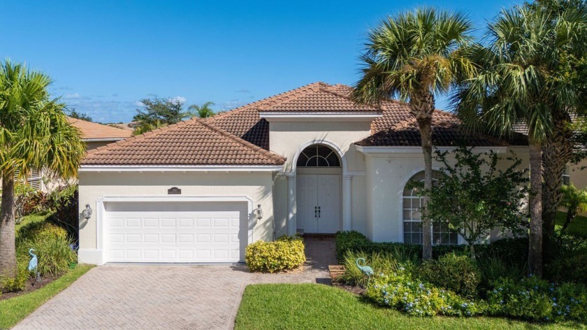 Positioned on the lake, this 3 Bedroom plus Den/Study, 3 bath - Beach Home for sale in Vero Beach, Florida on Beachhouse.com