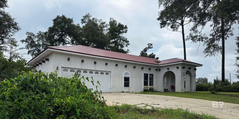 OWNER MOTIVATED TO SELL. All offers considered-Bring Your Best - Beach Home for sale in Lillian, Alabama on Beachhouse.com