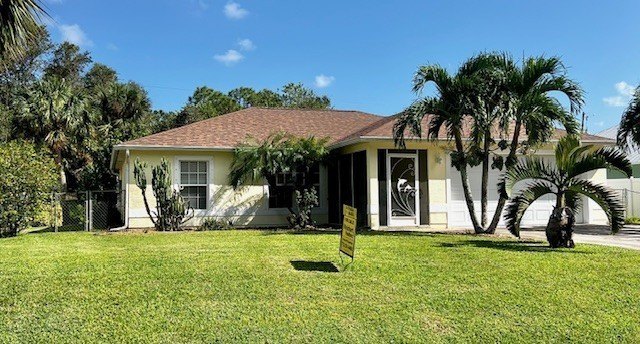 Fenced in backyard is set up for privacy, dogs and entertaining - Beach Home for sale in Vero Beach, Florida on Beachhouse.com