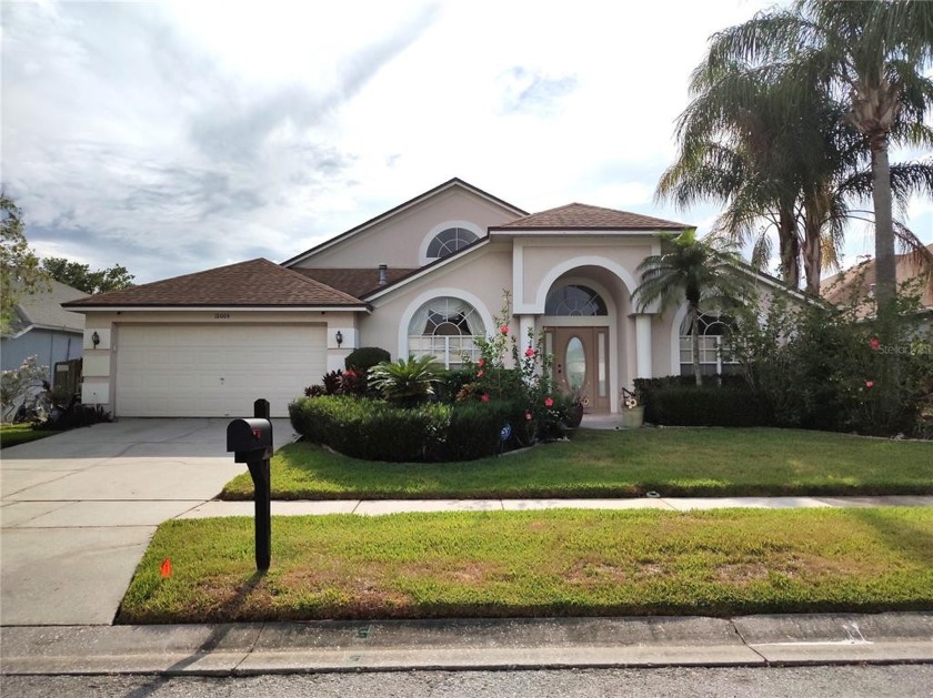 Very well maintained 4 bed/3 bath/2 car garage/2728 square foot - Beach Home for sale in Tampa, Florida on Beachhouse.com