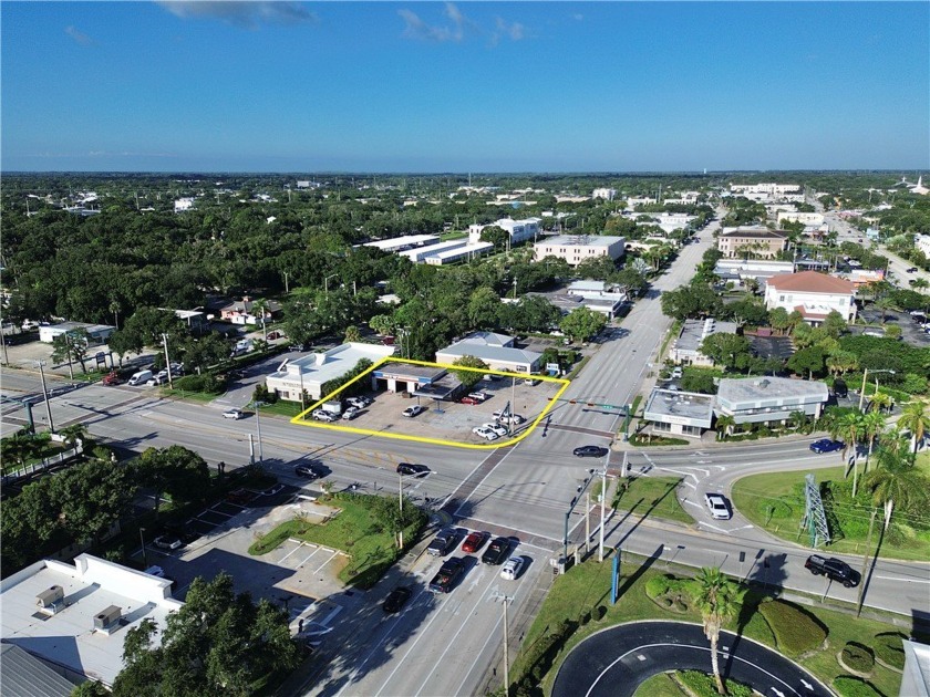 Seize this rare opportunity to own a high-visibility commercial - Beach Commercial for sale in Vero Beach, Florida on Beachhouse.com