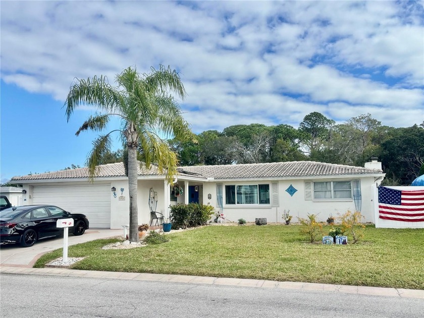 Hurry--don't miss this great home at a great price!
Come live - Beach Home for sale in New Port Richey, Florida on Beachhouse.com