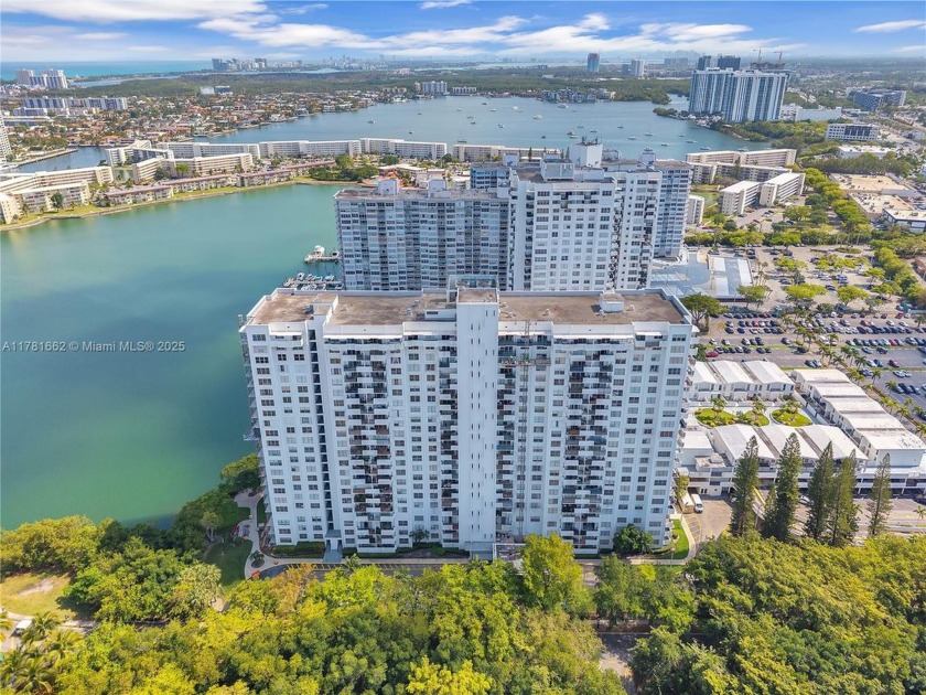 Welcome to 2780 NE 183rd St, Unit 1517--a beautifully upgraded - Beach Condo for sale in Aventura, Florida on Beachhouse.com
