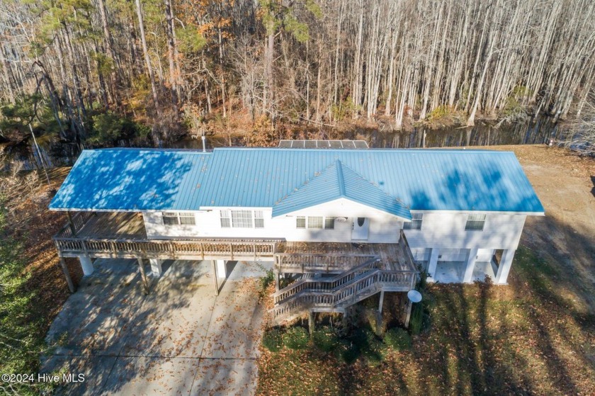 Escape to your dream waterfront retreat. This charmed raised - Beach Home for sale in Edenton, North Carolina on Beachhouse.com