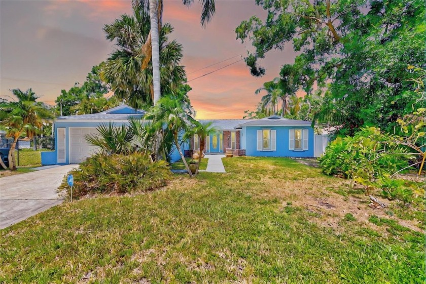 Under contract-accepting backup offers. Located on Lake Judy Lee - Beach Home for sale in Largo, Florida on Beachhouse.com