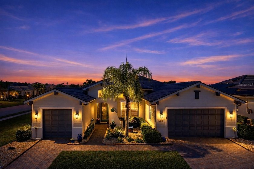 4 BEDROOMS + OFFICE/DEN | 3 FULL BATHS | PRIVATE POOL | OUTDOOR - Beach Home for sale in Bradenton, Florida on Beachhouse.com