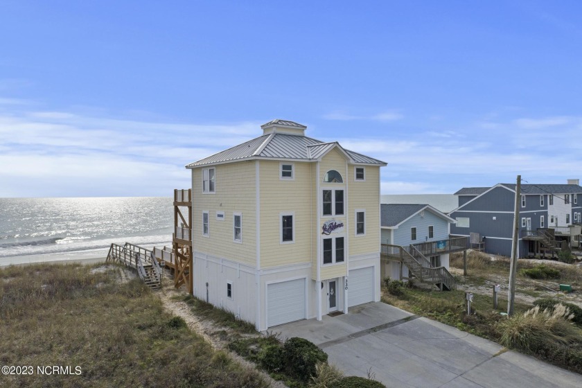 Beautiful fully furnished oceanfront beach house (no HOA!) with - Beach Home for sale in North Topsail Beach, North Carolina on Beachhouse.com