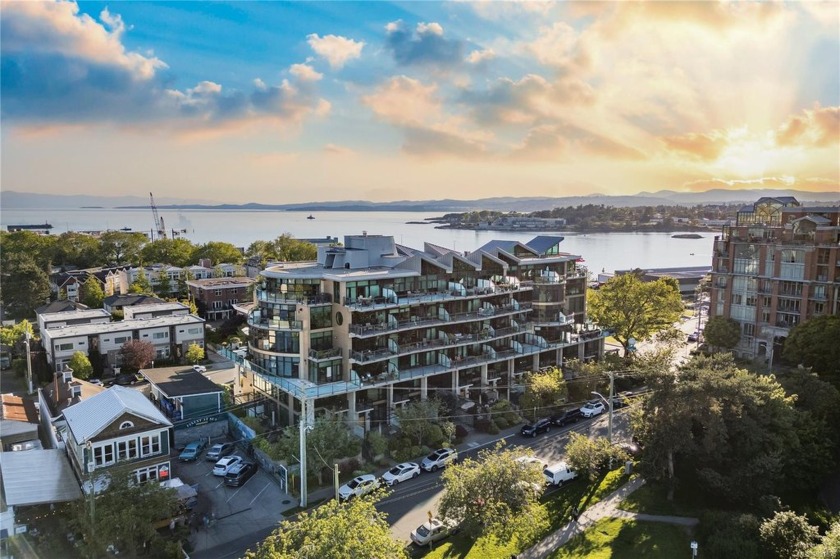 Experience the unparalleled luxury lifestyle at *The Reef*, the - Beach Condo for sale in Victoria,  on Beachhouse.com