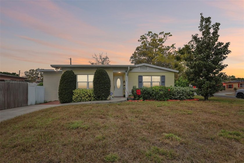 Welcome to this beautifully updated home in the heart of - Beach Home for sale in Pinellas Park, Florida on Beachhouse.com