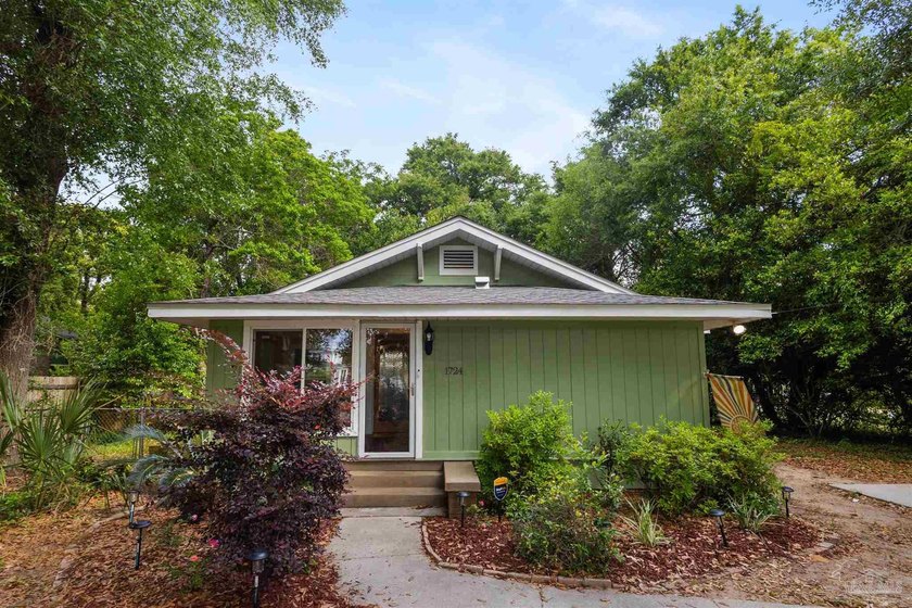 Welcome to your East Hill dream cottage-where charm, location - Beach Home for sale in Pensacola, Florida on Beachhouse.com