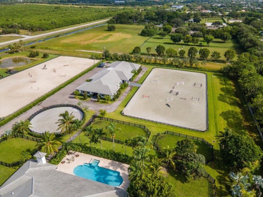 15691 Sunnyland Lane - Beach Home for sale in Wellington, Florida on Beachhouse.com