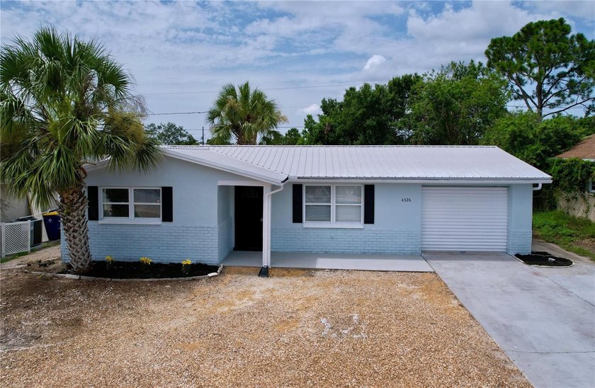 Here is your chance to own property with a solid block - Beach Home for sale in Holiday, Florida on Beachhouse.com
