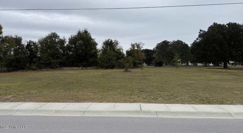 Great place to build your new home close to the beach and - Beach Lot for sale in Biloxi, Mississippi on Beachhouse.com