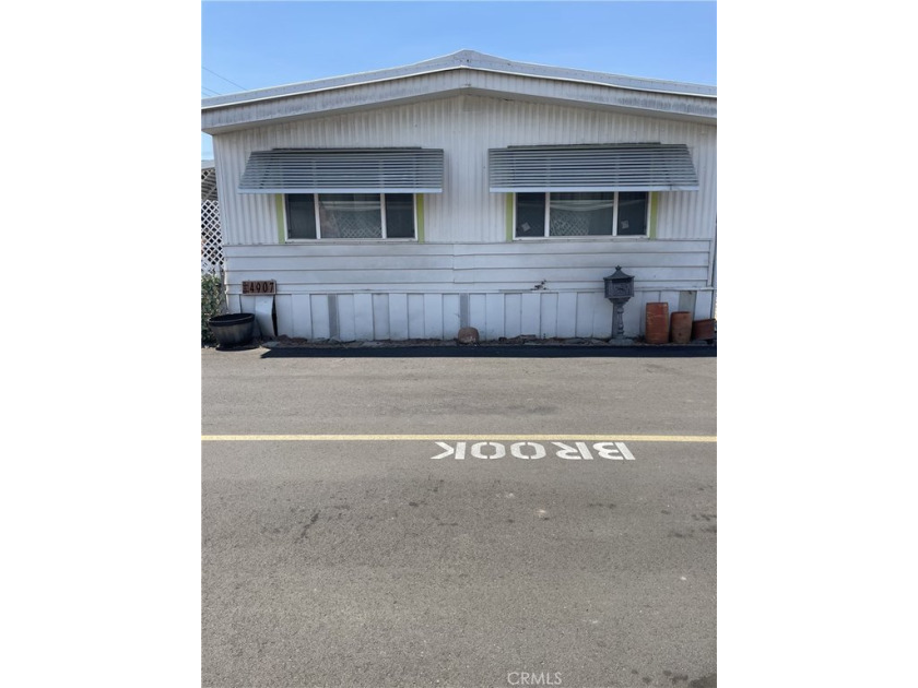 Two Bedroom, Two Bath Home located in Del Amo MPH in Long Beach - Beach Home for sale in Long Beach, California on Beachhouse.com