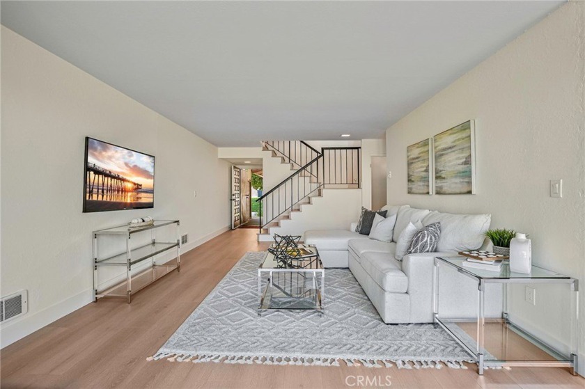 Ocean-View Townhome in Rolling Hills Estates

Move-in ready - Beach Condo for sale in Rolling Hills Estates, California on Beachhouse.com