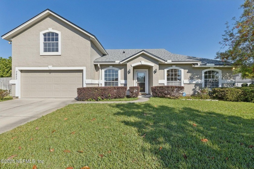 Welcome to 2423 Royal Pointe Dr in beautiful Green Cove Springs! - Beach Home for sale in Green Cove Springs, Florida on Beachhouse.com