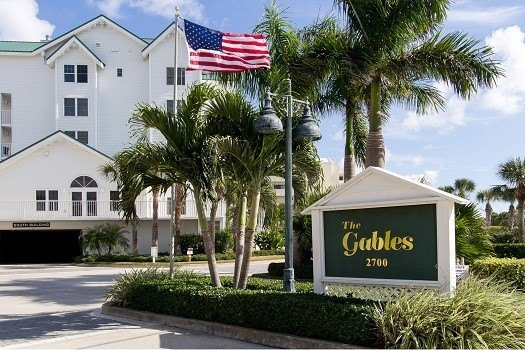 Beautiful 2/2, 1st floor ocean front condo in upscale beachside - Beach Home for sale in Vero Beach, Florida on Beachhouse.com