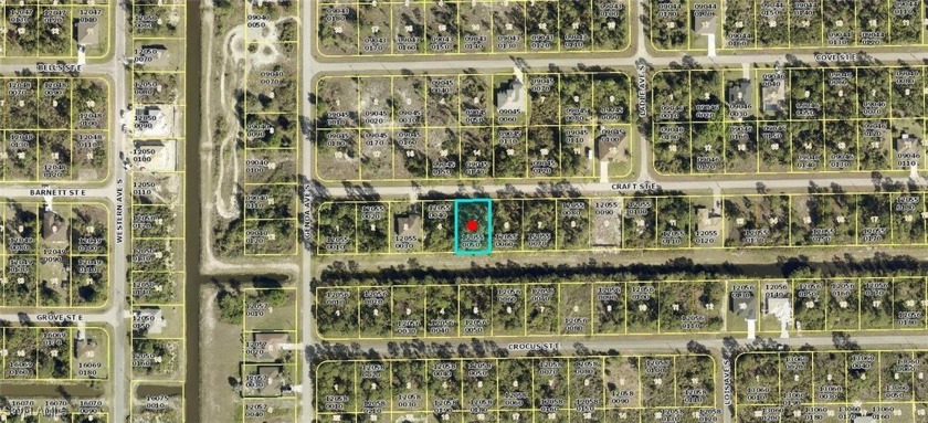 Excellent opportunity backed up to a canal and in an area with - Beach Lot for sale in Lehigh Acres, Florida on Beachhouse.com