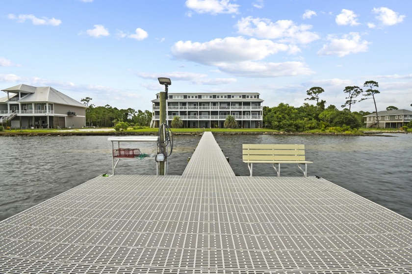 Back on market, buyer financing fell through! Welcome to this - Beach Condo for sale in Gulf Breeze, Florida on Beachhouse.com