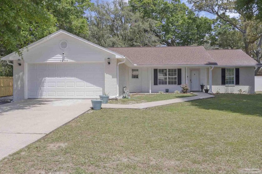 Welcome to 7240 Mier Henry Rd in Pensacola-a beautifully - Beach Home for sale in Pensacola, Florida on Beachhouse.com