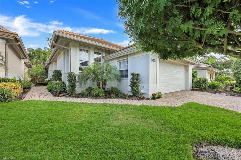 Beautifully updated home in the sought-after community of Bonita - Beach Home for sale in Bonita Springs, Florida on Beachhouse.com