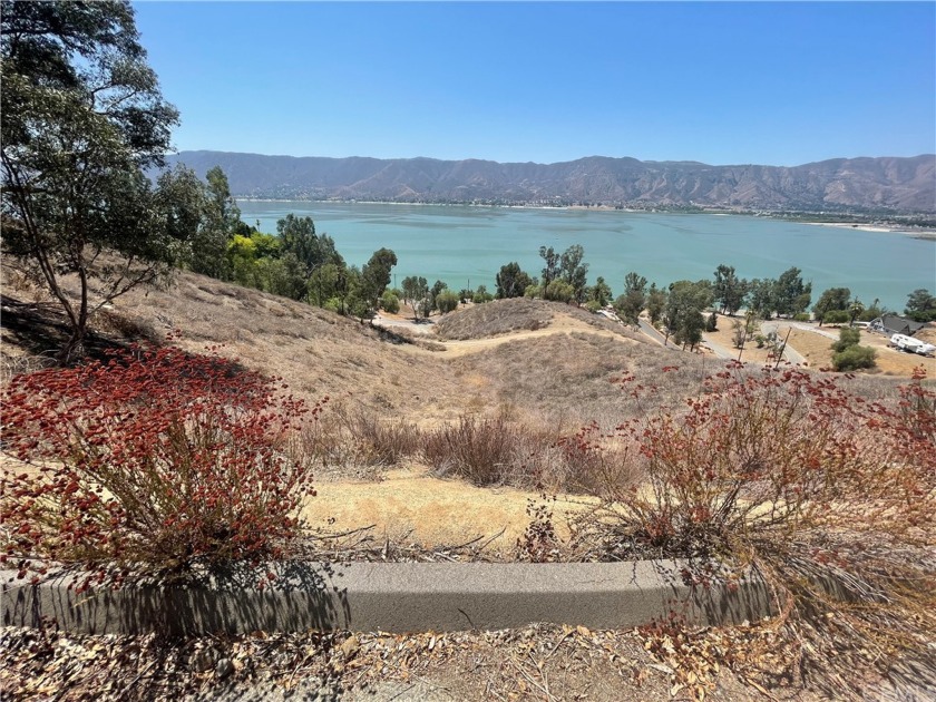 Great opportunity to invest in this land that offers you the - Beach Lot for sale in Lake Elsinore, California on Beachhouse.com