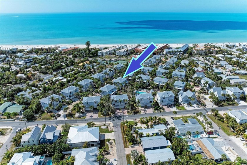 BEACHY KEEN... Just steps from the pristine shores of Anna Maria - Beach Condo for sale in Holmes Beach, Florida on Beachhouse.com