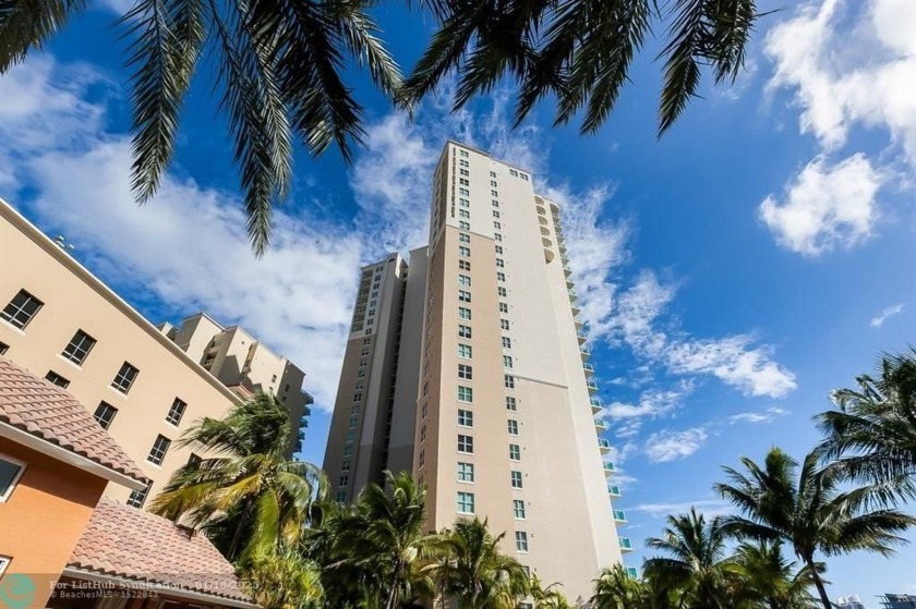 Gorgeous !!! 2 bedrooms & 2.5 baths plus Den (convert to 3rd - Beach Condo for sale in Aventura, Florida on Beachhouse.com