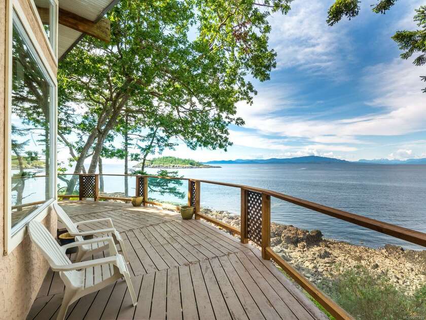 Nanoose Bay Beachfront Homes For Sale Real Estate British Columbia