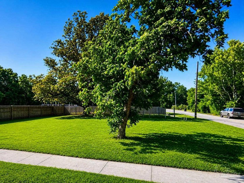 Prime Corner Double Lot Opportunity in Downtown Pensacola 2 Lots - Beach Lot for sale in Pensacola, Florida on Beachhouse.com