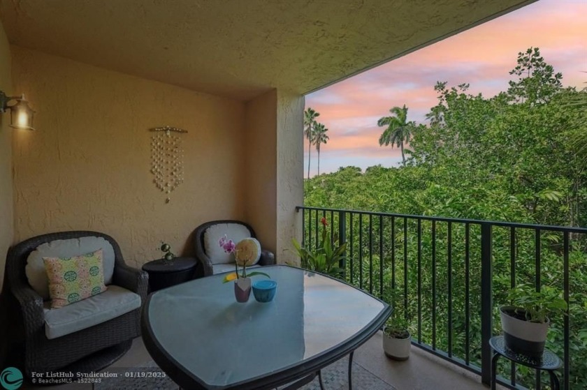 Who doesn't want to wake up to the sea breeze coming through - Beach Condo for sale in Hypoluxo, Florida on Beachhouse.com