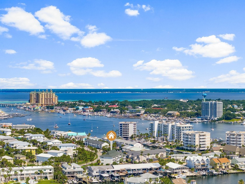 $7,000 Price Improvement! Island Home Condo Unit 103 offers a - Beach Condo for sale in Destin, Florida on Beachhouse.com