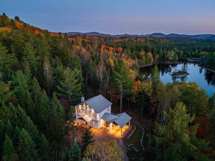A charming house in the heart of Mont-Tremblant. Discover this - Beach Home for sale in Mont-Tremblant,  on Beachhouse.com