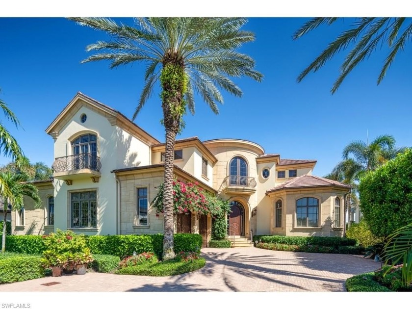 A classic and sophisticated residence perfectly positioned along - Beach Home for sale in Naples, Florida on Beachhouse.com