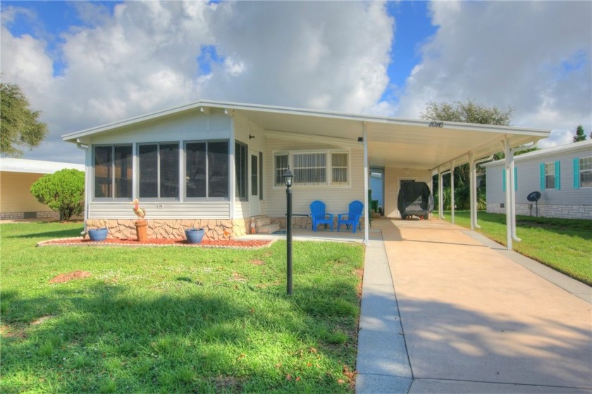 Welcome to this Charming 2br 2ba home in the wonderful Barefoot - Beach Home for sale in Barefoot Bay, Florida on Beachhouse.com