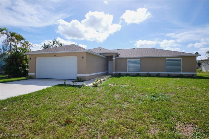 BRAND NEW FRSHWATER CANAL HOME IN DESIRABLE SE AREA OF CAPE - Beach Home for sale in Cape Coral, Florida on Beachhouse.com