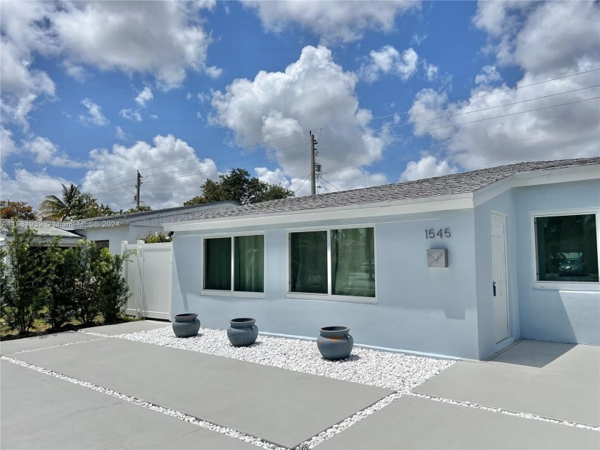 Reduced and with a $10,000 seller contribution!! Beautifully - Beach Home for sale in North Miami Beach, Florida on Beachhouse.com