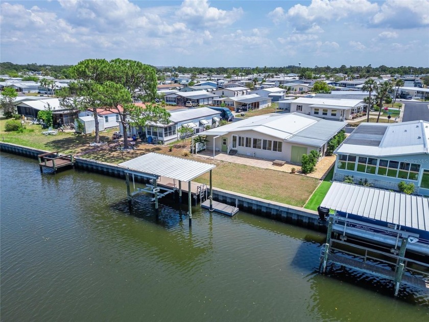 Under contract-accepting backup offers. One or more photo(s) has - Beach Home for sale in Apollo Beach, Florida on Beachhouse.com