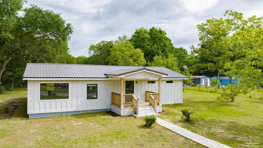 Welcome home to this beautifully updated, centrally located - Beach Home for sale in Pensacola, Florida on Beachhouse.com