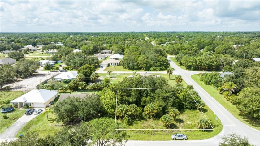 Oversized corner homesite located in non HOA community that - Beach Lot for sale in Vero Beach, Florida on Beachhouse.com