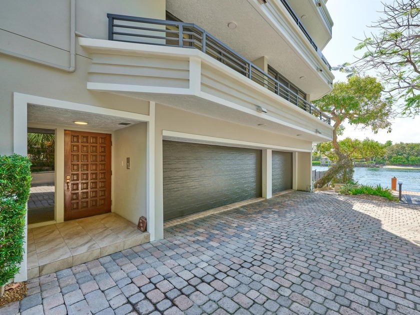 Boater's Dream Home at Harborside on Hillsboro BeachLive the - Beach Condo for sale in Hillsboro Beach, Florida on Beachhouse.com